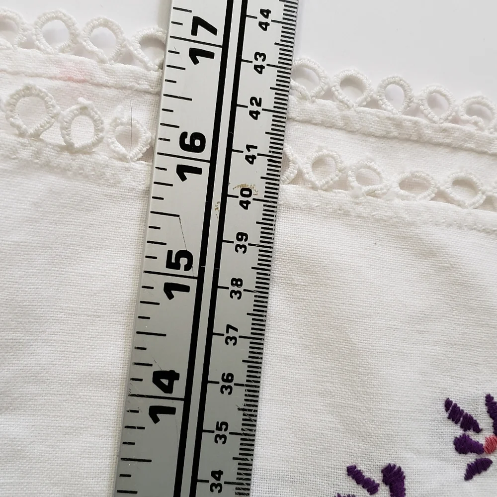 Embroidered Table Runner Basket Flowers